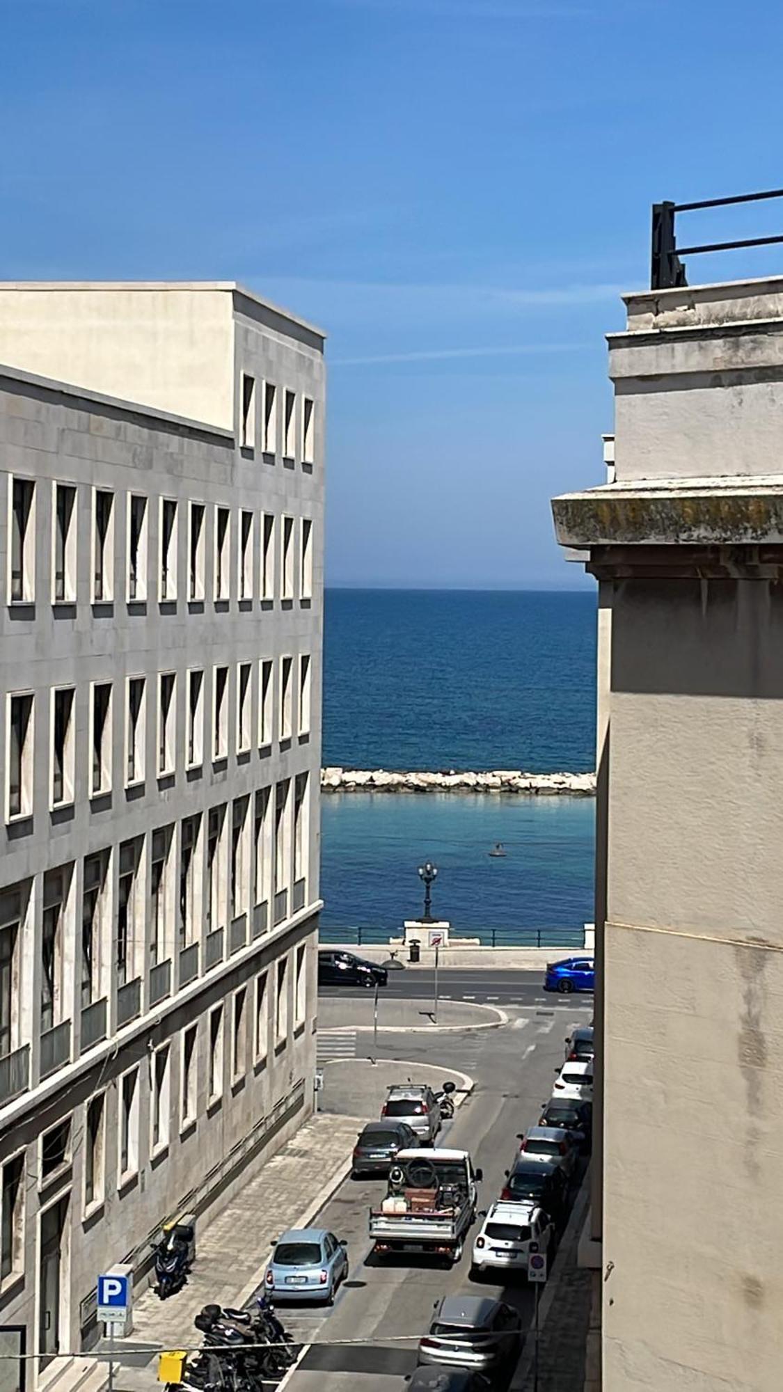 Appartement Casa Bonaive, Ampio Trilocale Vista Mare à Bari Extérieur photo