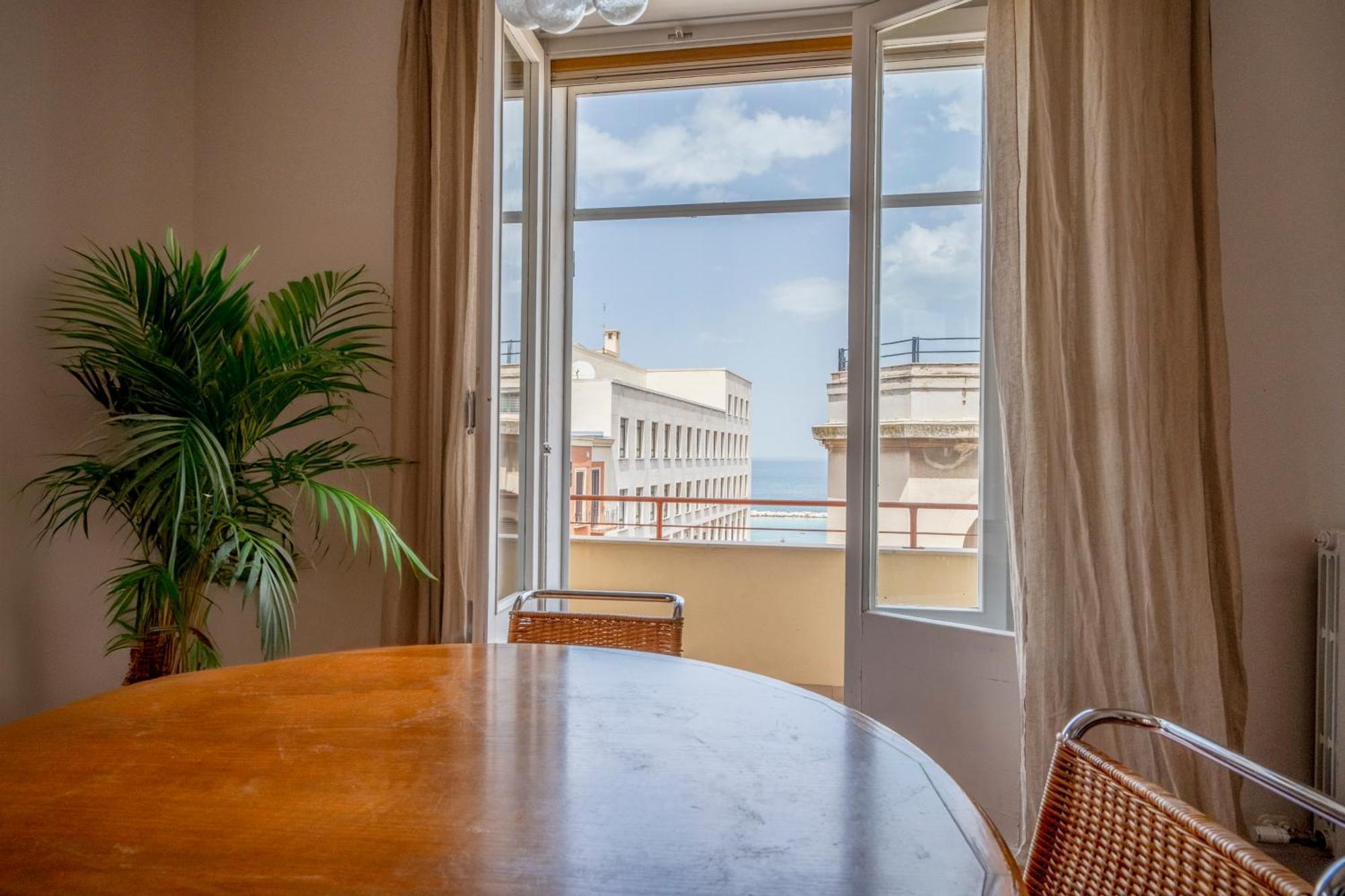 Appartement Casa Bonaive, Ampio Trilocale Vista Mare à Bari Extérieur photo