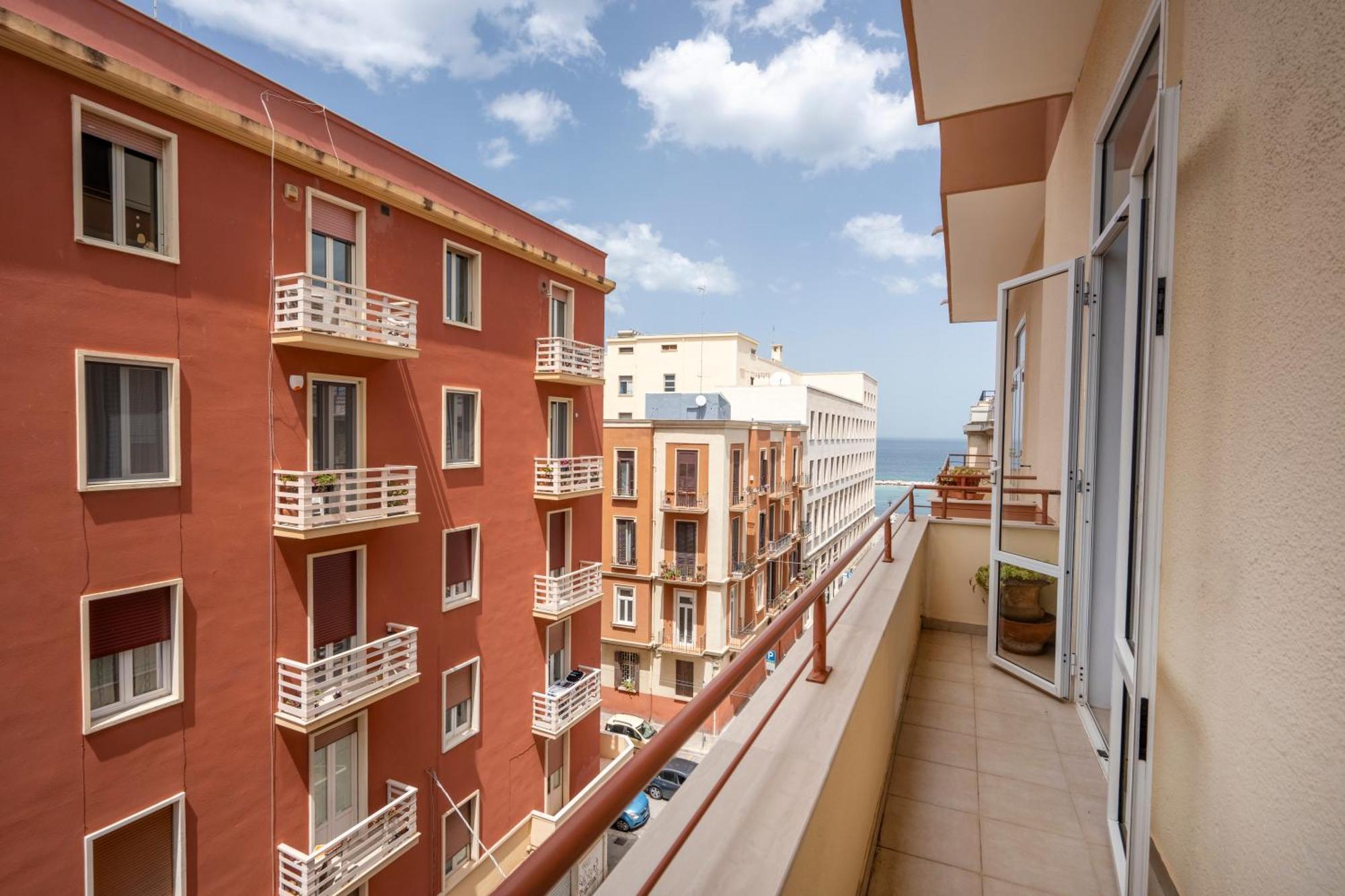 Appartement Casa Bonaive, Ampio Trilocale Vista Mare à Bari Extérieur photo
