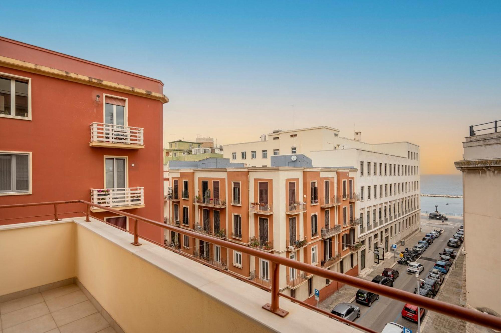 Appartement Casa Bonaive, Ampio Trilocale Vista Mare à Bari Extérieur photo